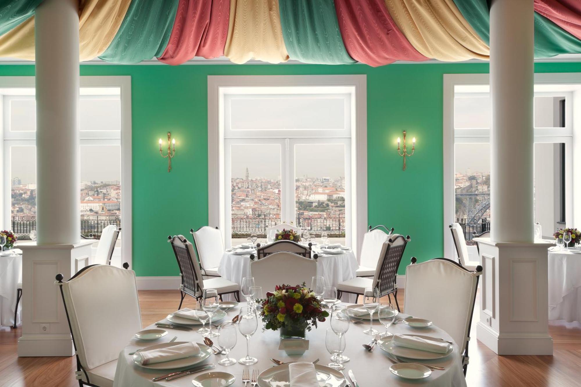 Готель The Yeatman Віла-Нова-де-Гая Ресторан фото The restaurant